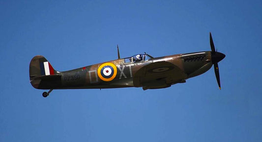 Whistling Through the Skies! Exploring the Thrilling Flight Journey of the Hawker Hurricane RC Fighter